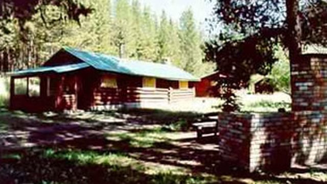  Cummins Cabin near Lincoln