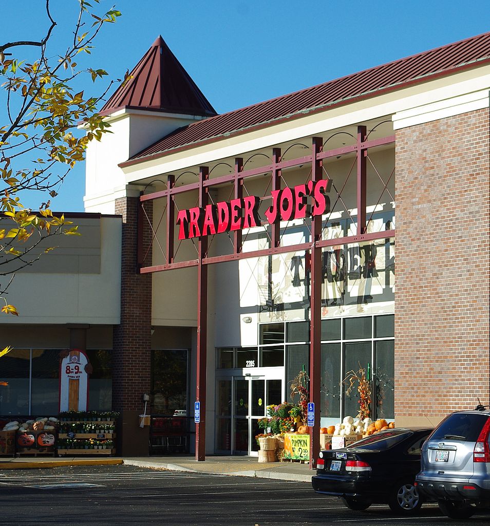 Trader_Joes_in_Oregon.jpeg