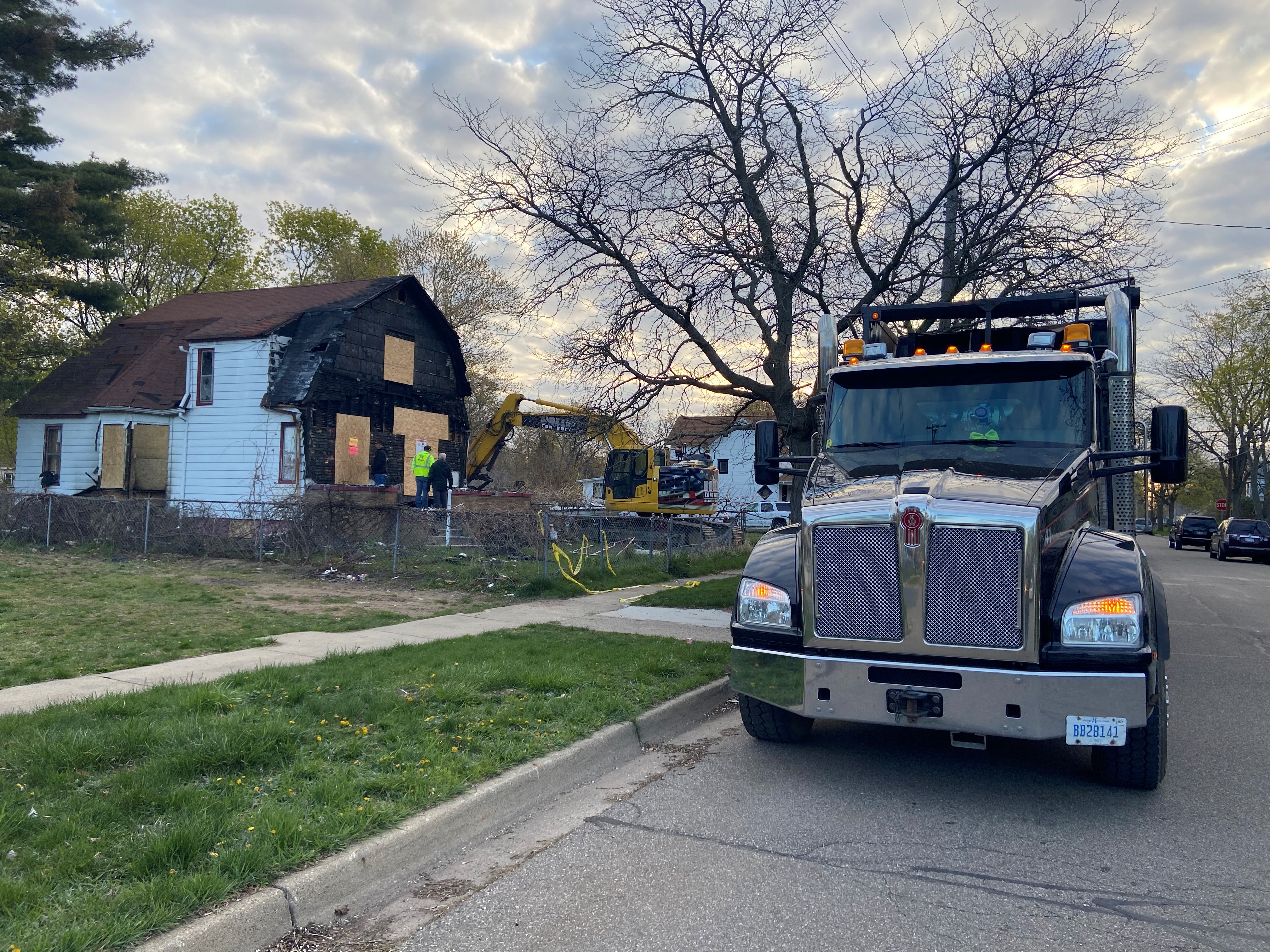 203 Post Ave tear down.jpg