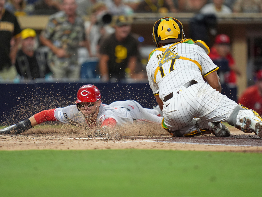 padres_reds_091025_ap.png