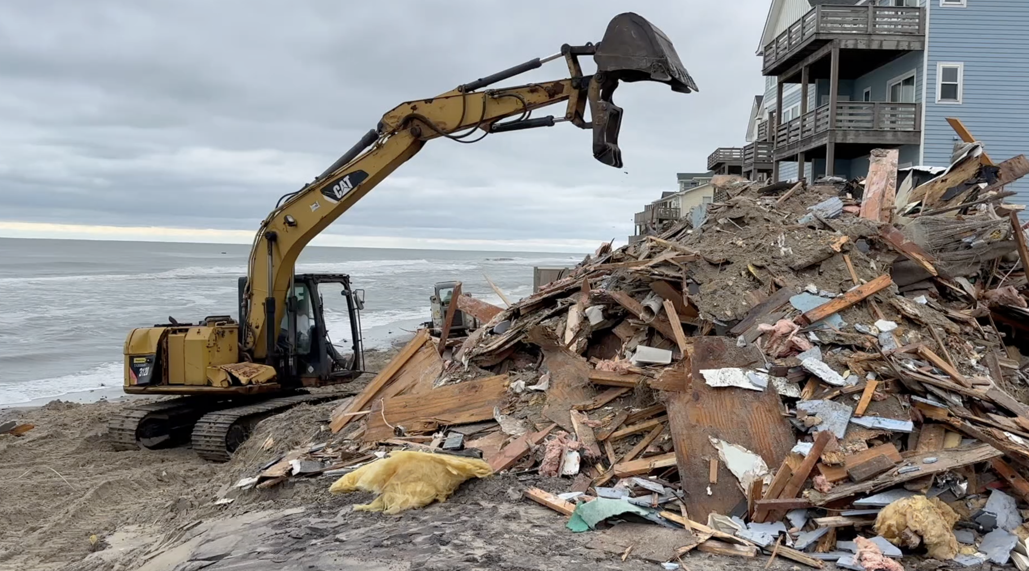 Buxton Oceanfront House Collapse