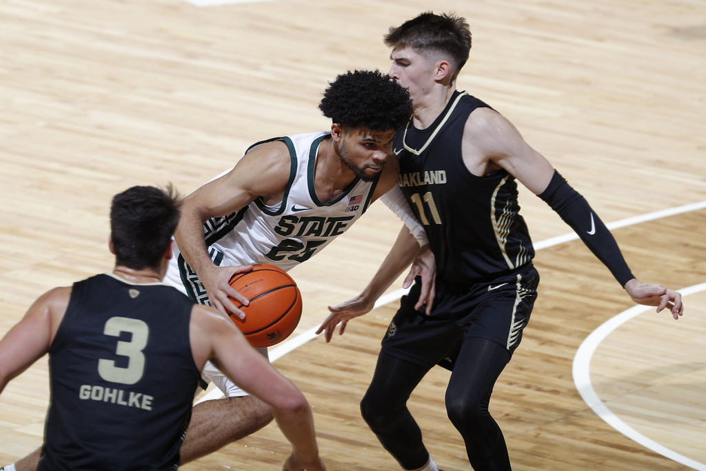Malik Hall, Blake Lampman, Jack Gohlke MSU Oakland