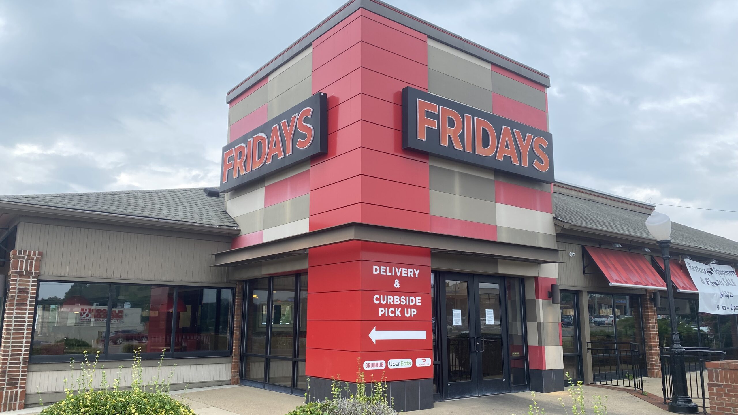 tgi-fridays-west-broad-scaled.jpg