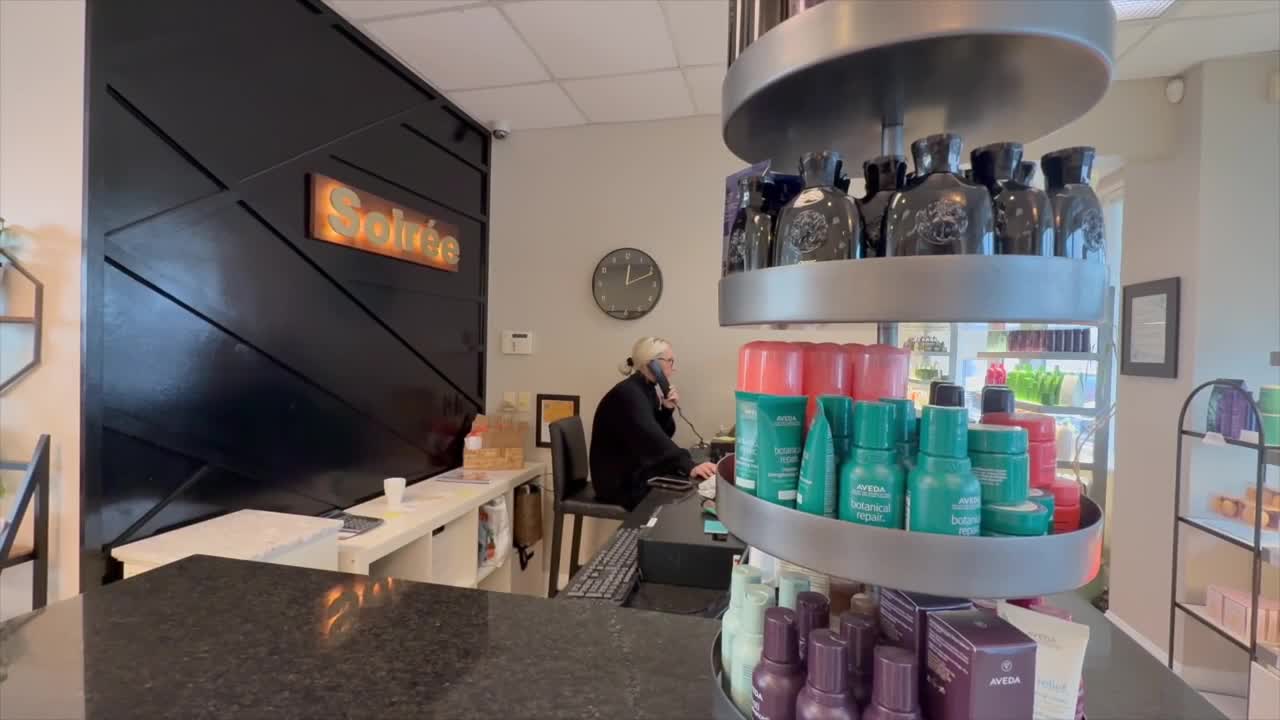 Salon training focuses on spotting domestic abuse signs