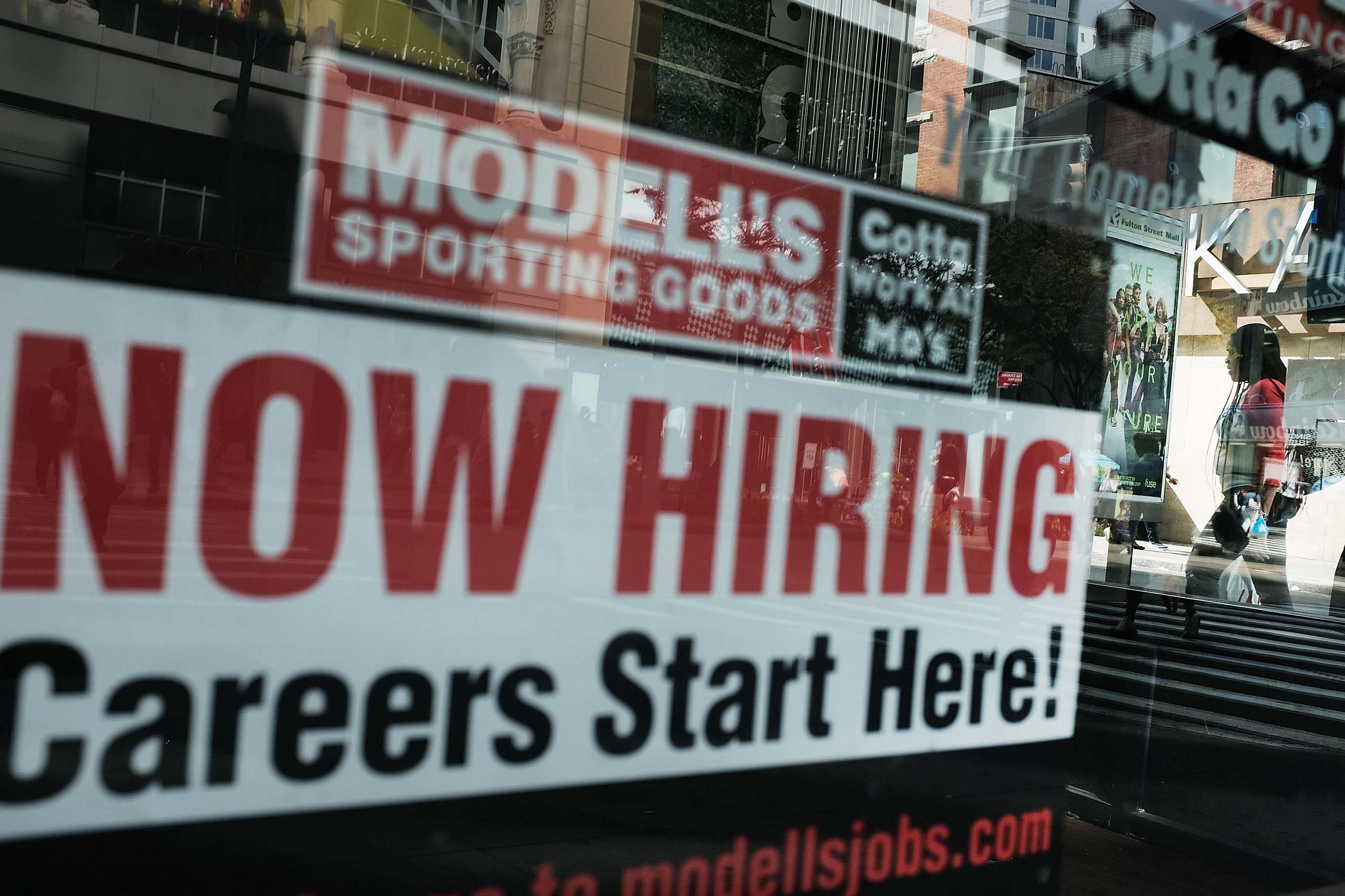 'We're not getting anybody applying': Local restaurants struggle to hire employees as workforce shifts - Vimarsana News