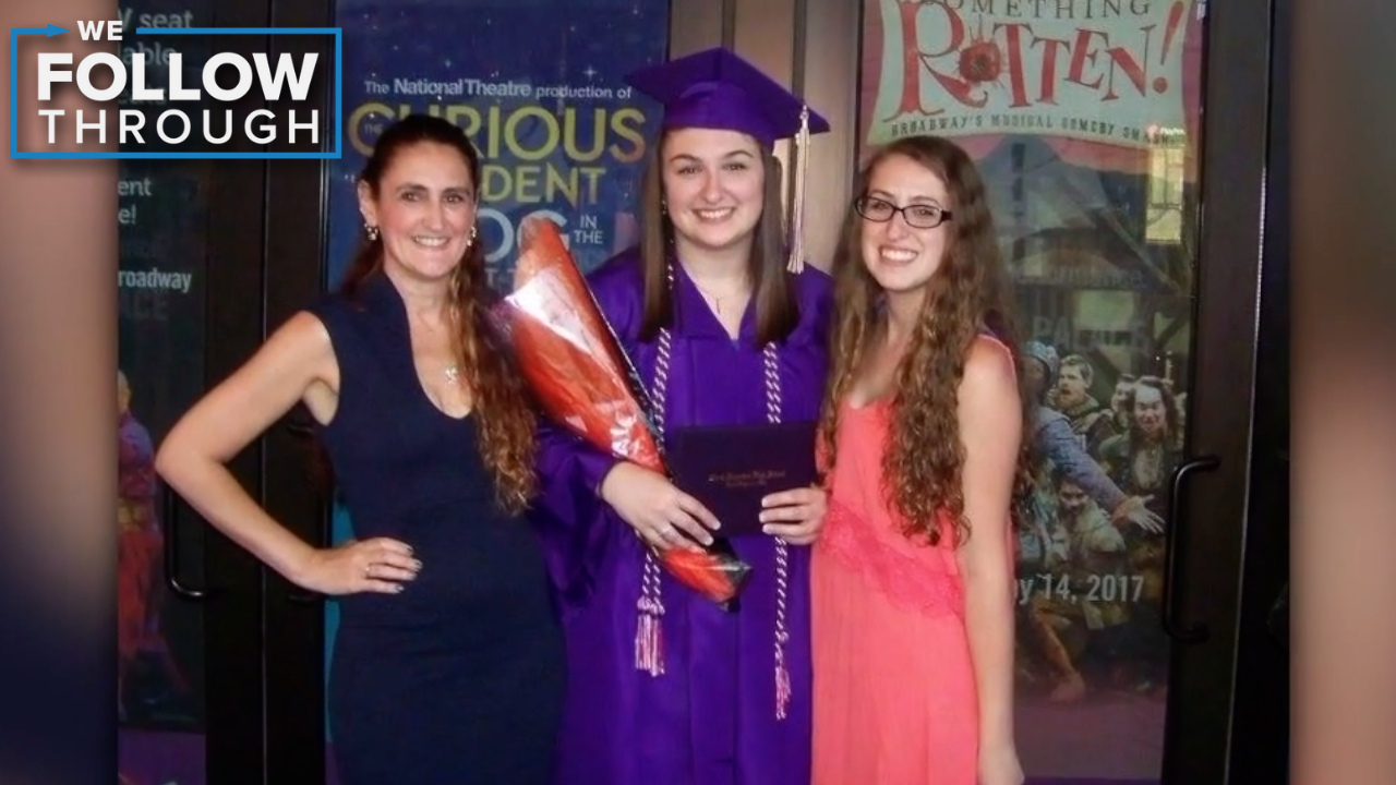 Suzanne Taylor with daughters Taylor Pifer and Kylie Pifer