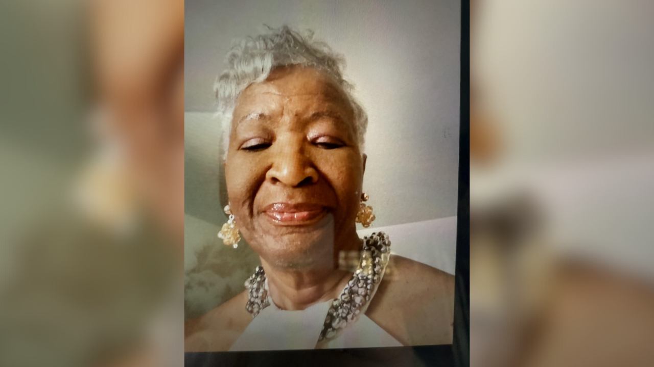 Maxine Sykes 