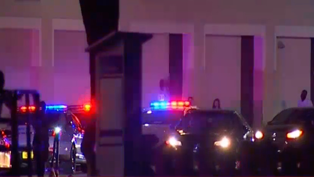 wptv-july-fourth-bomb-scare-miami.jpg