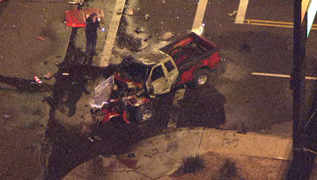 Single car crash at 48th Street and Roeser