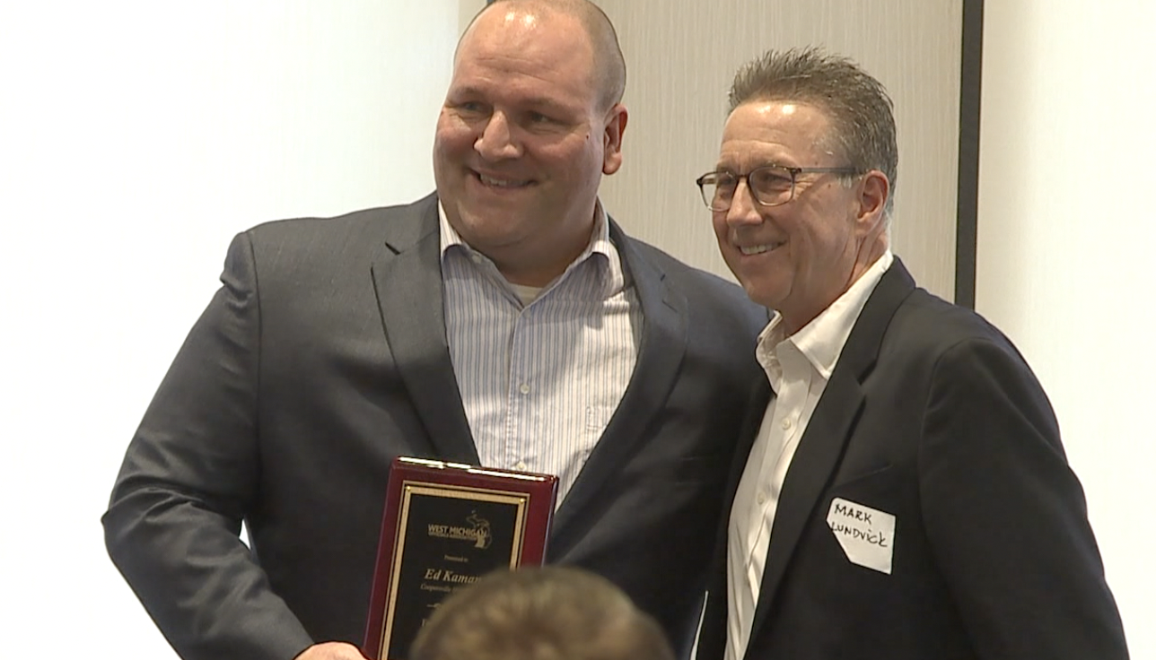 Ed Kaman wins WMOA coach of the year