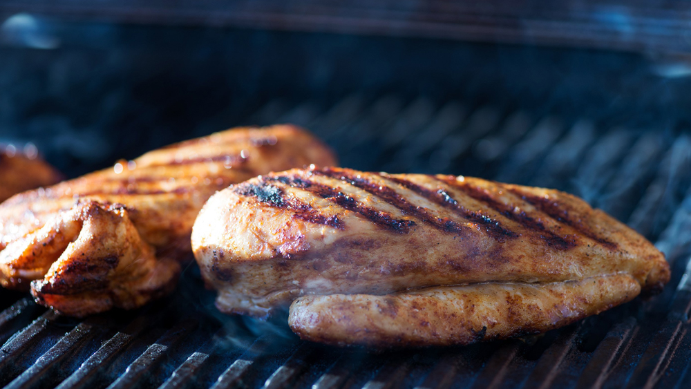 The red meat or white meat debate is a draw: Eating white meat, such as poultry, will have an identical effect on your cholesterol level as eating red beef, new research indicates.