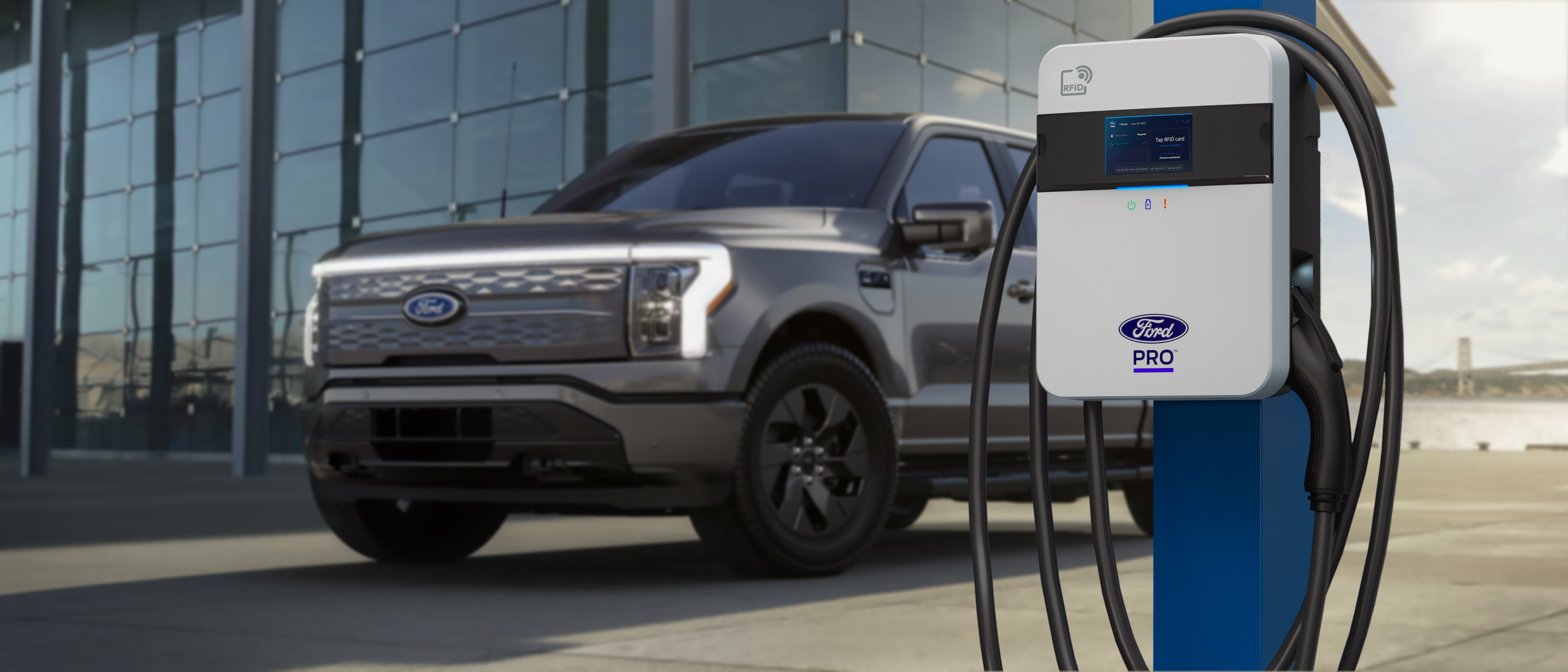 24_p702bev_80charger_02.jpg