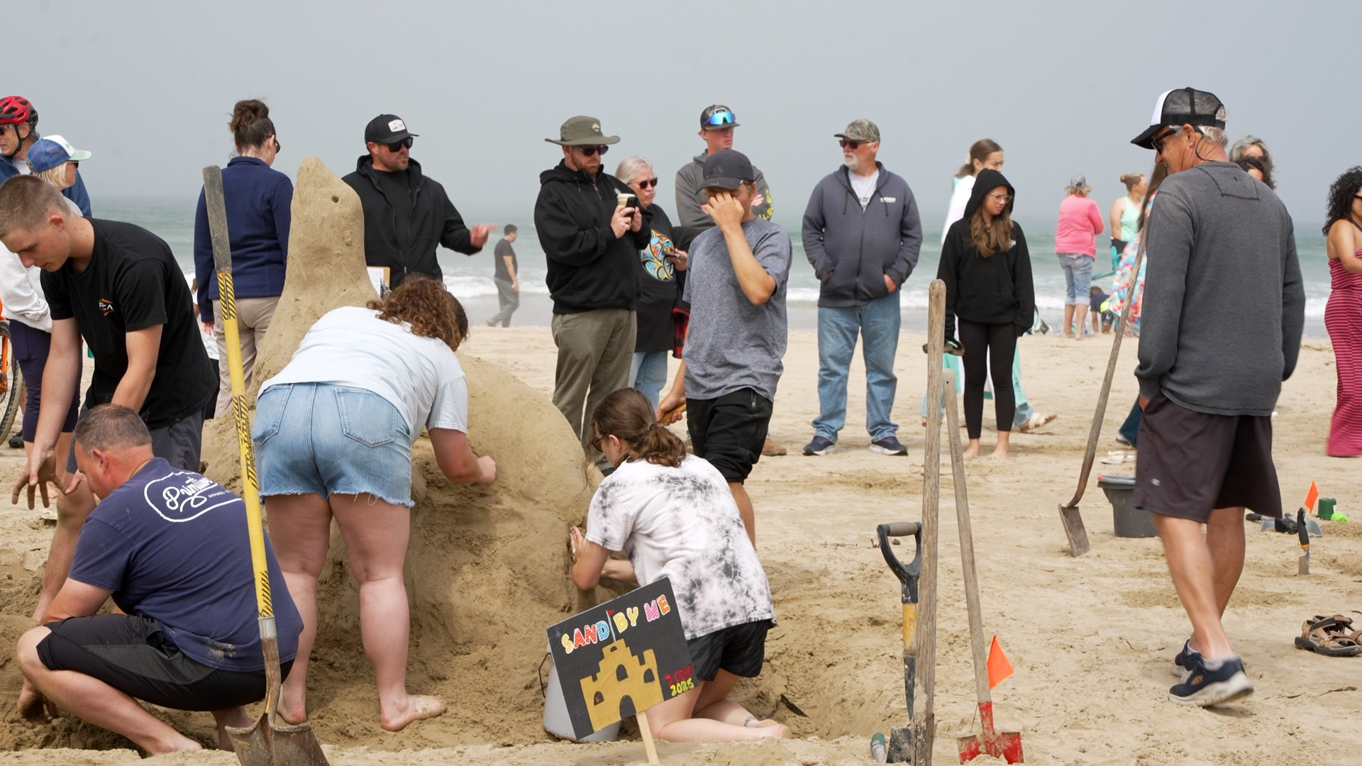 SAND CASTLE COMPETITION VO.00_00_05_18.Still001.jpg