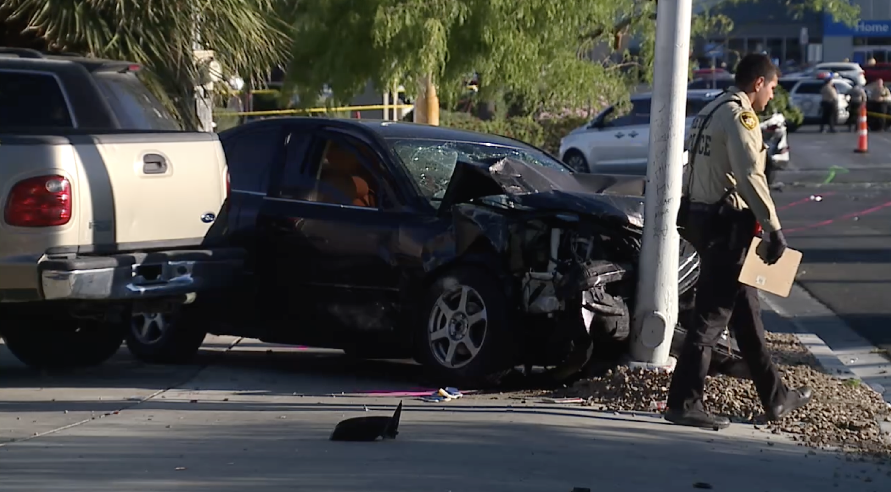 Robbery, auto theft turns fatal near Charleston and Decatur, says LVMPD