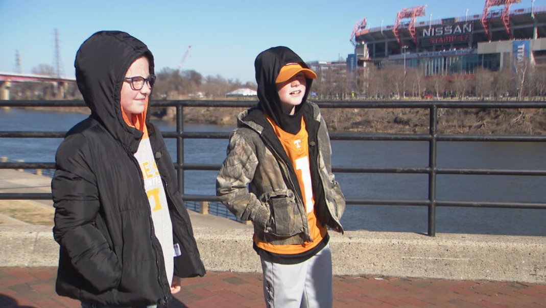 Meet two Tennessee kids seeing the Vols play for the first time in person ever at Music City Bowl