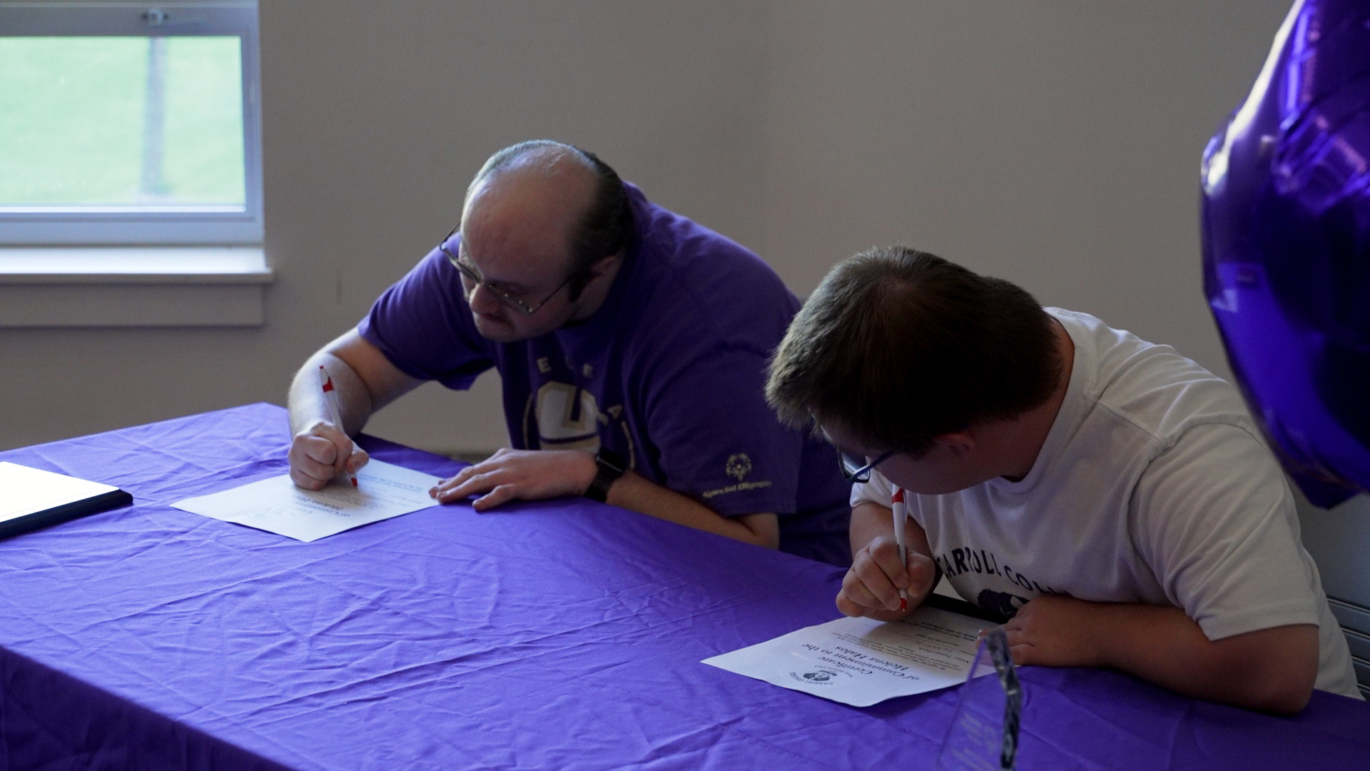signing.jpg