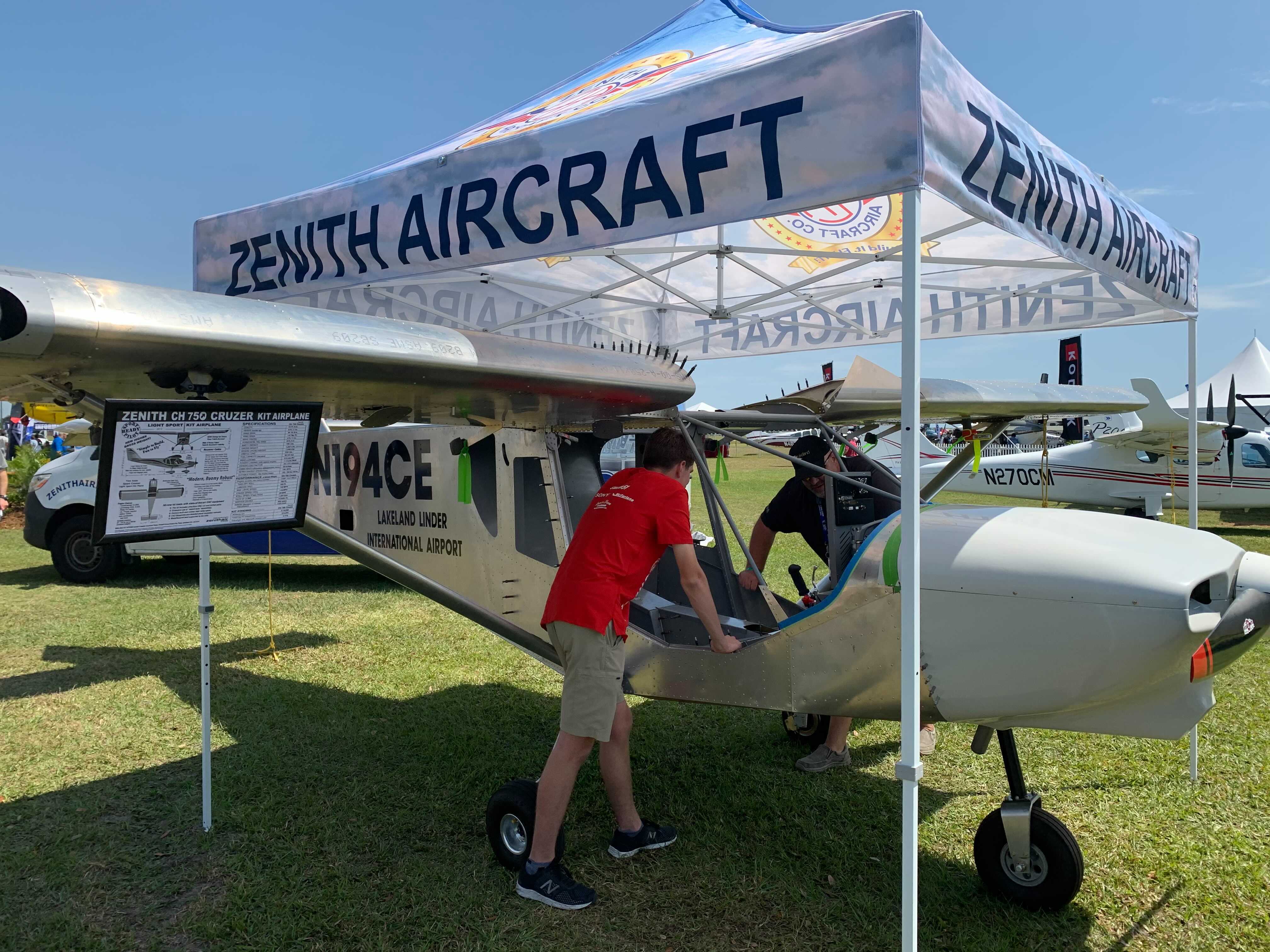 Students build a plane