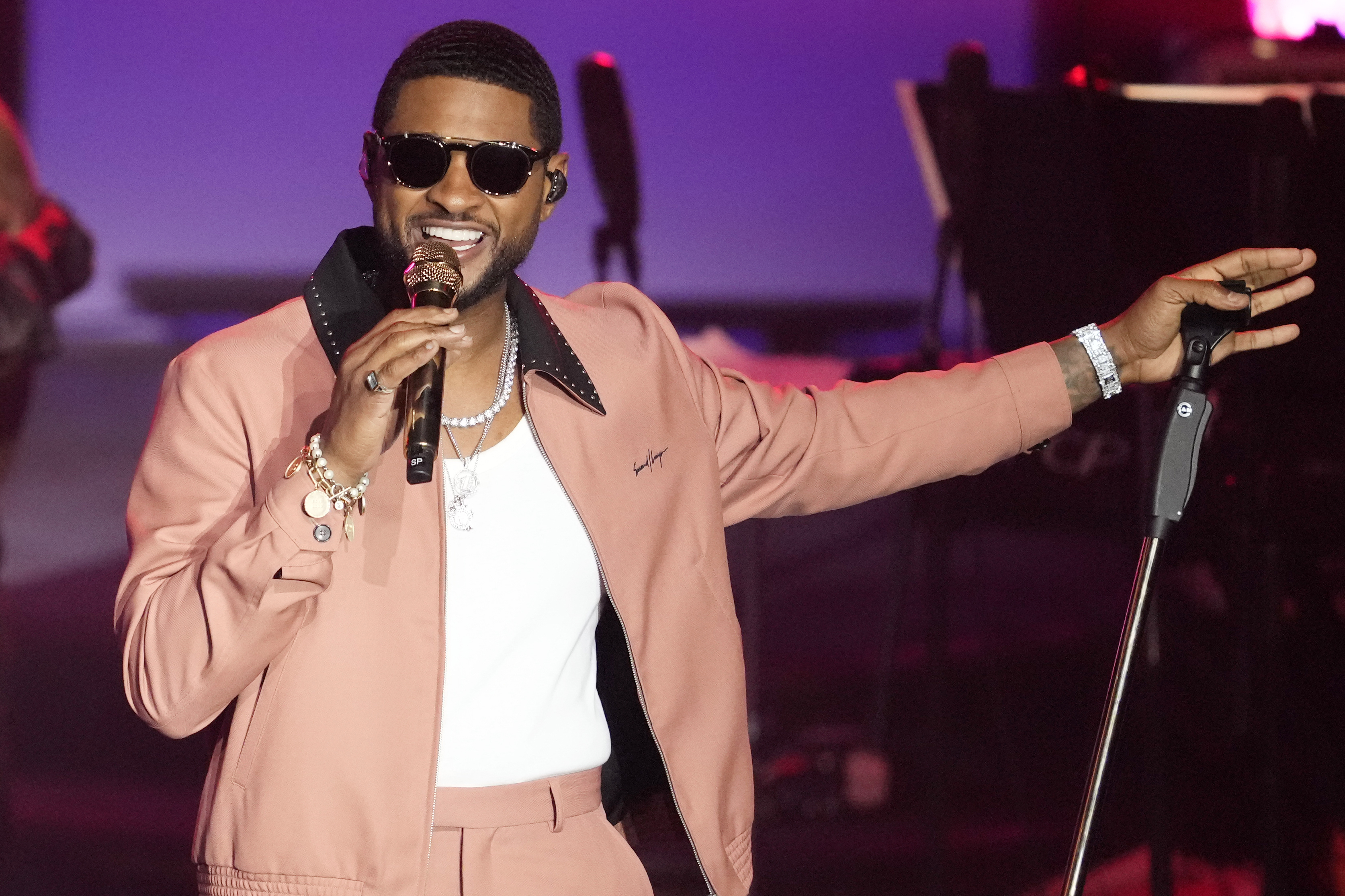 Usher Superbowl 2024