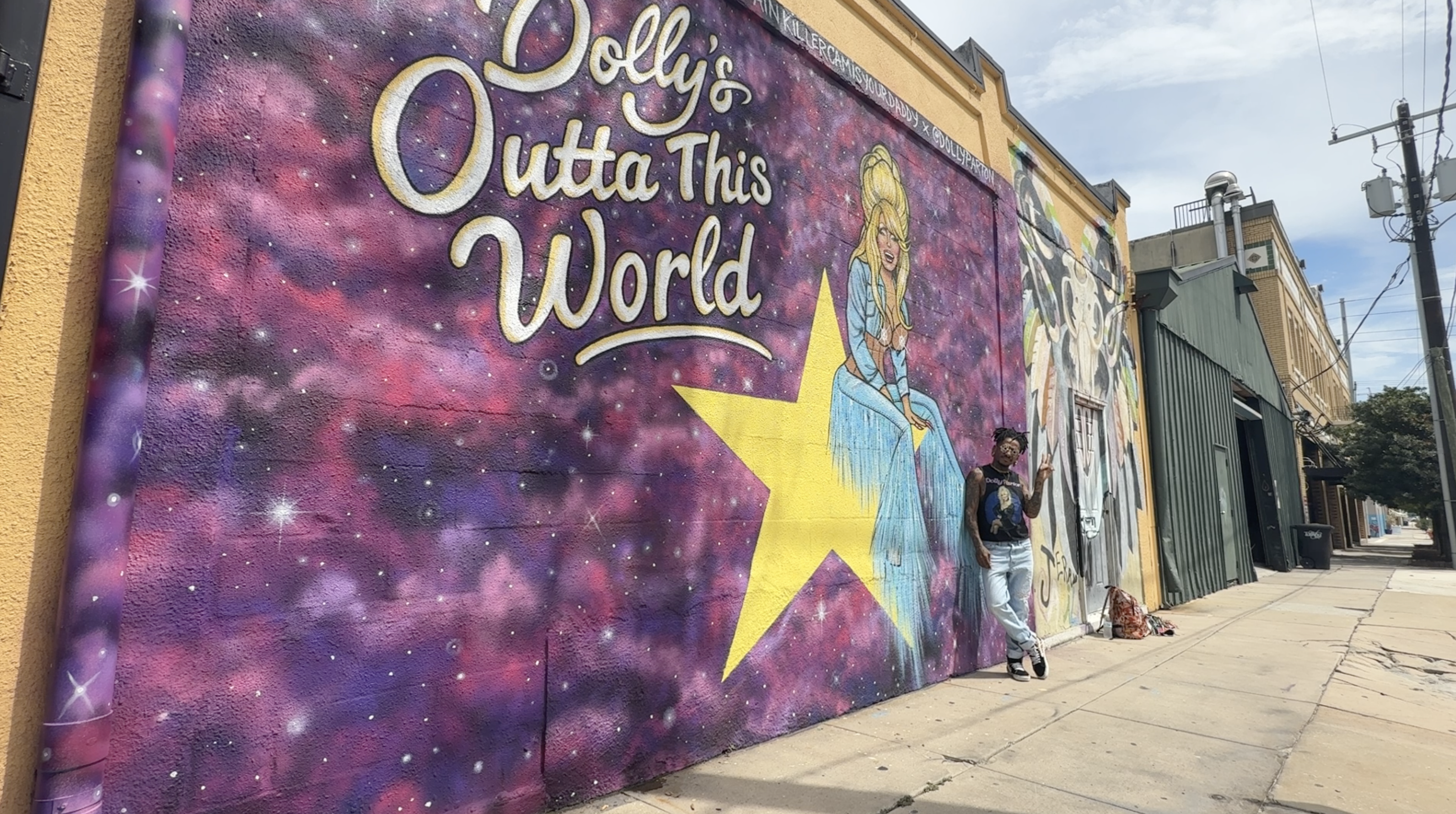 Dolly Parton Mural (WFTS).png