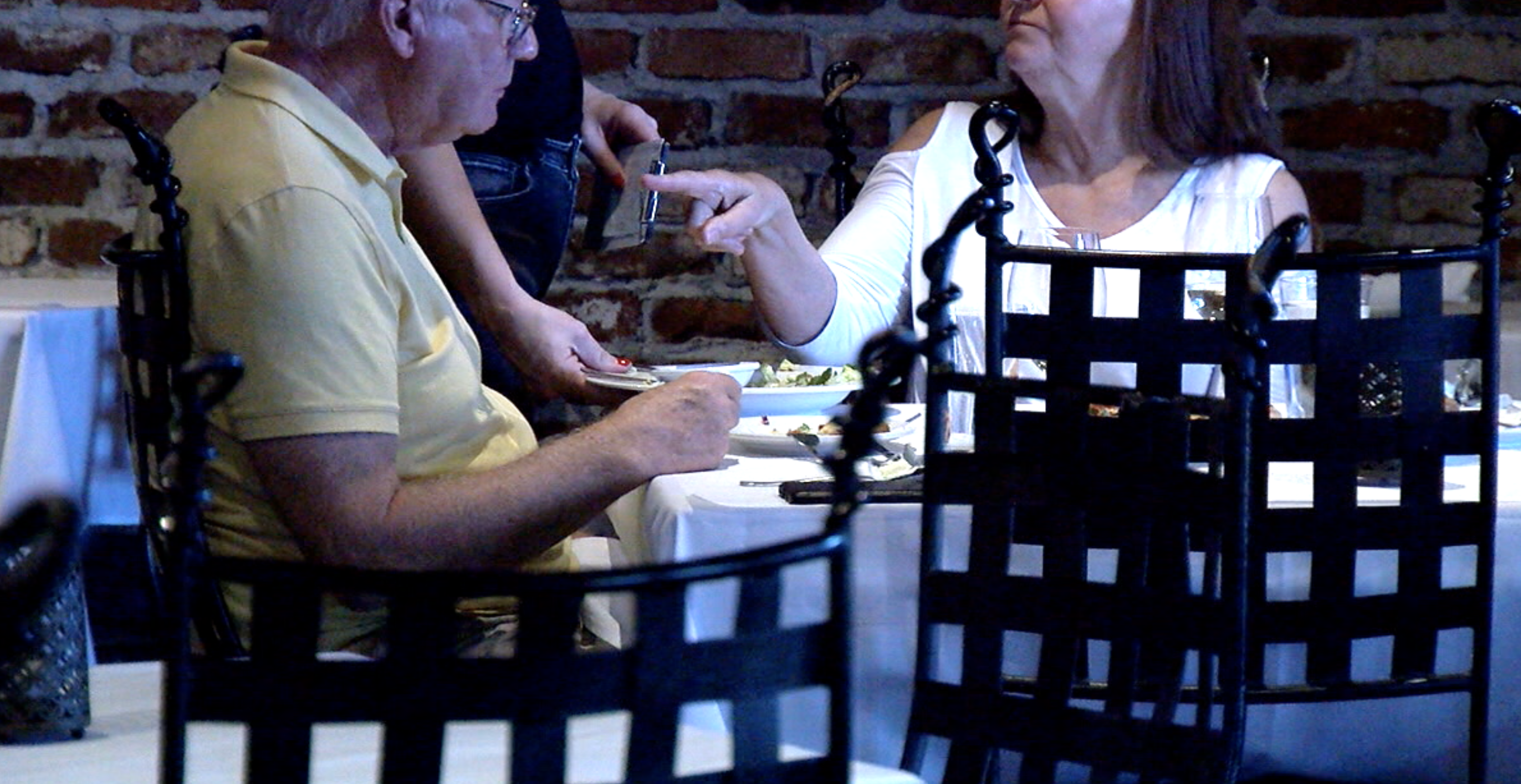 GRAPE VINE CAFE GUESTS