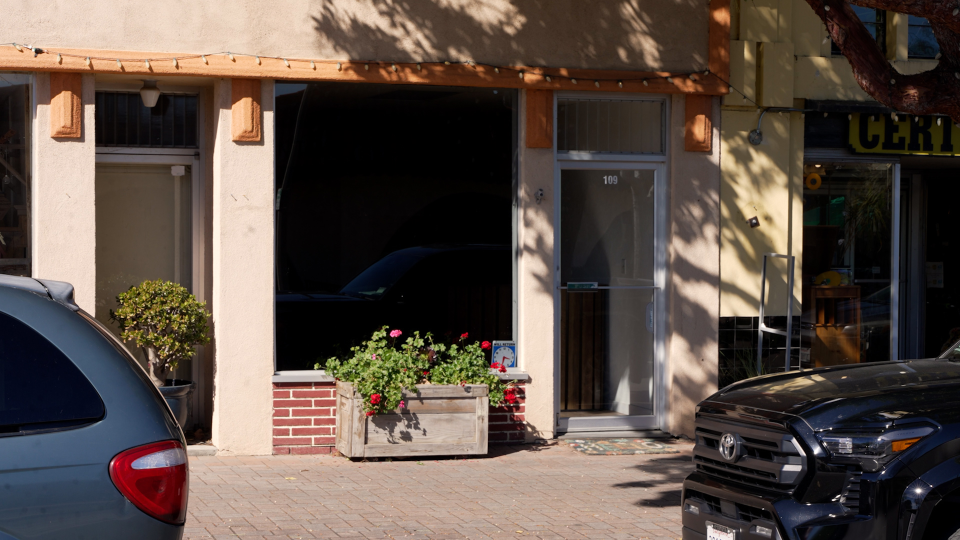 Lompoc chamber new space.jpg