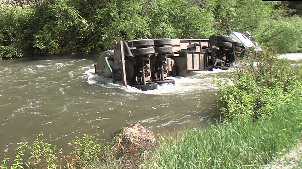 semi2.JPG