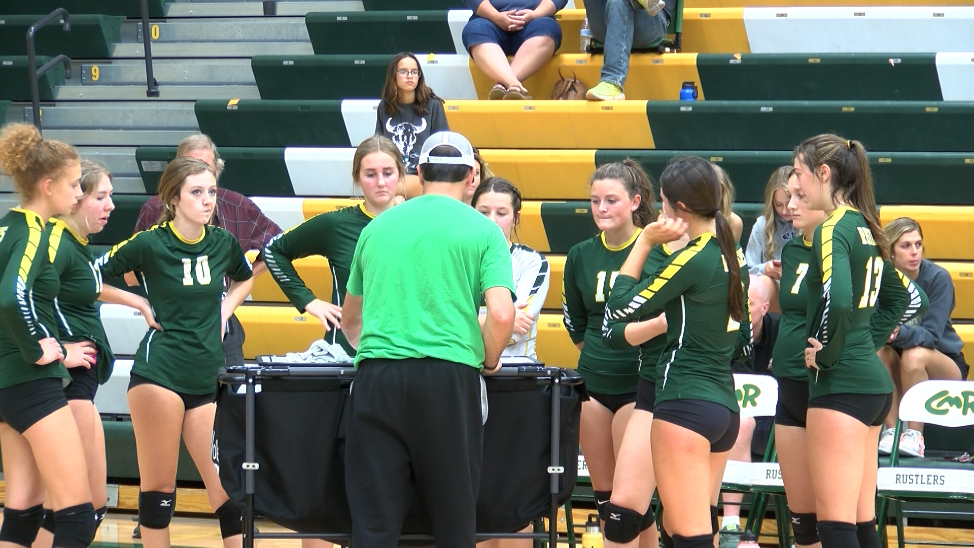 cmr volleyball.jpg