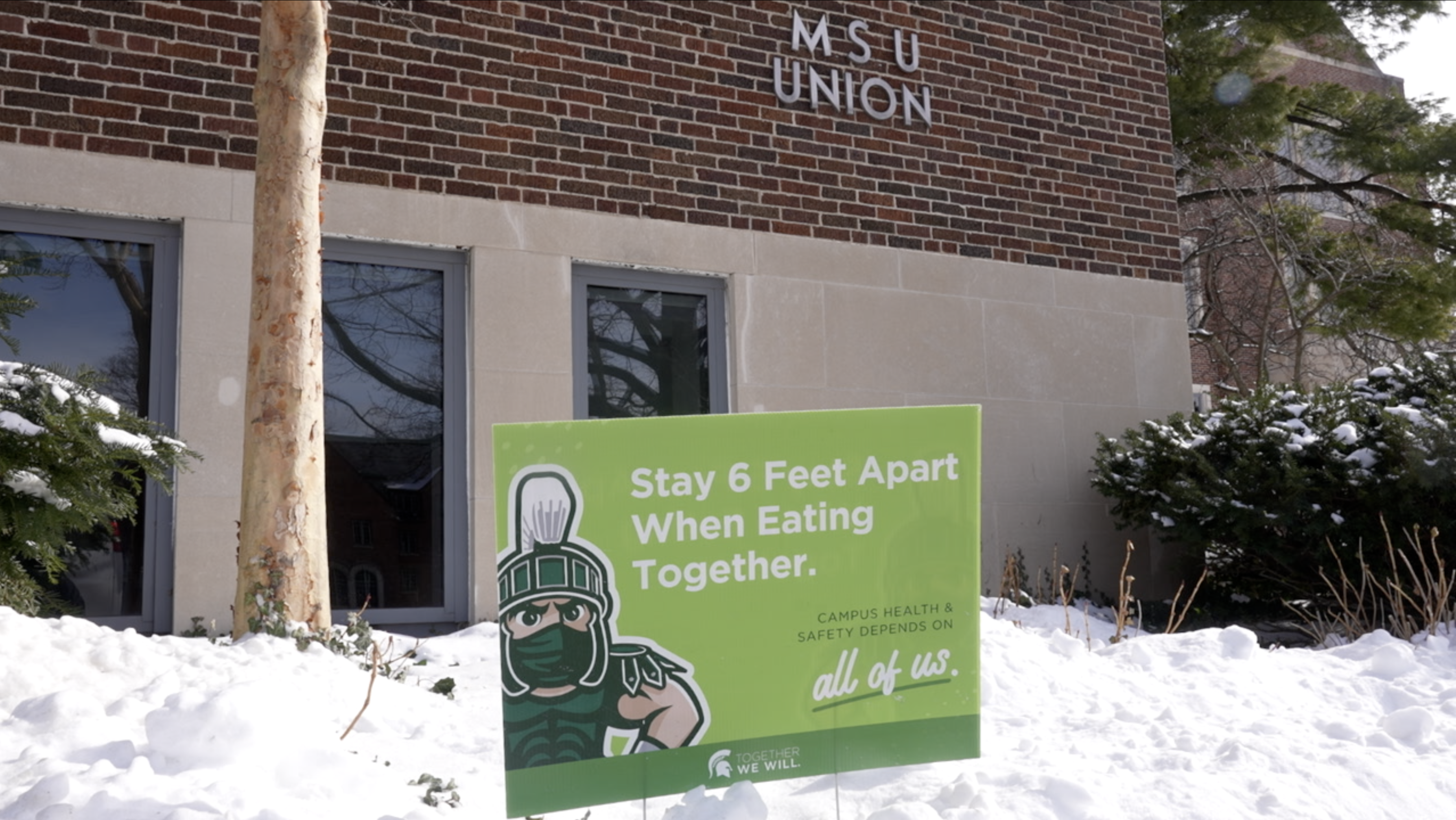 MSU dining hall distancing