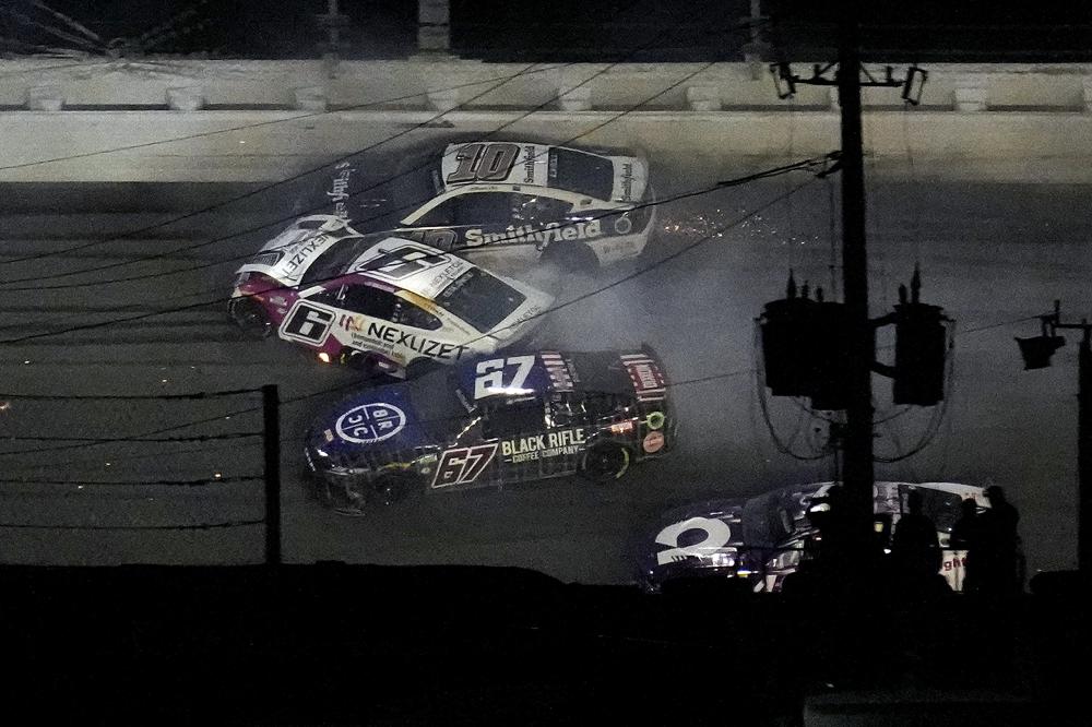 AP PHOTO TRAVIS PASTRANA.jpeg