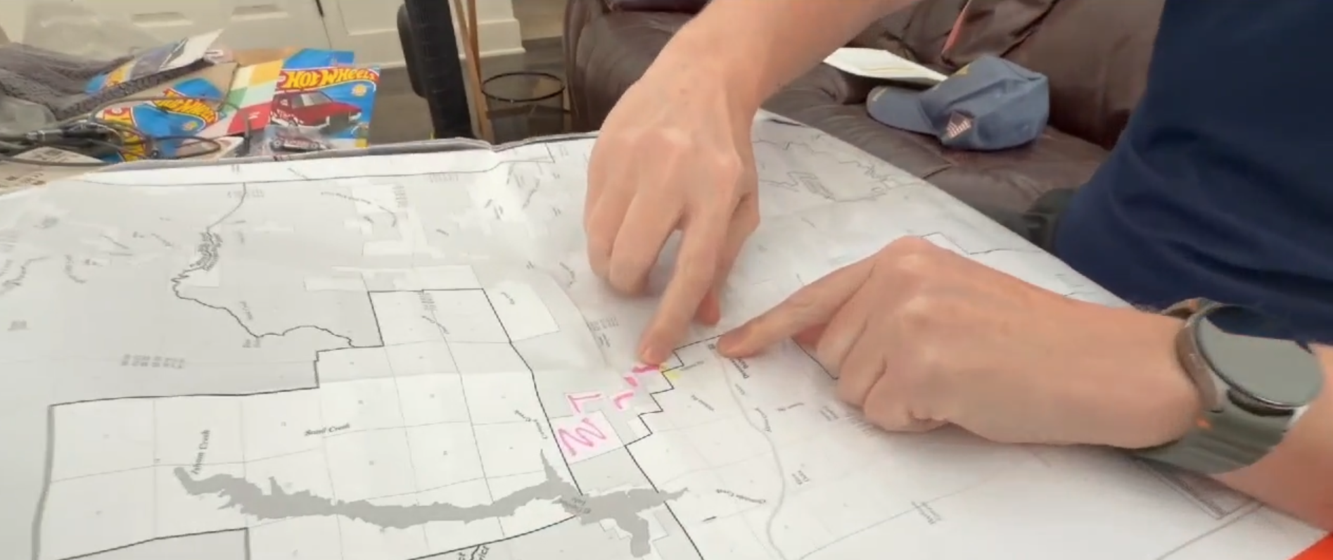 Private road in Alpine leading to controversy