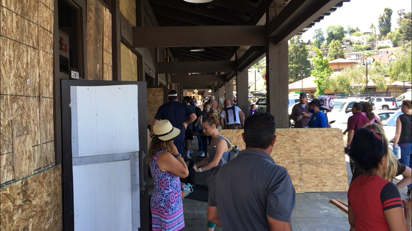 La Mesa neighbors rebuild