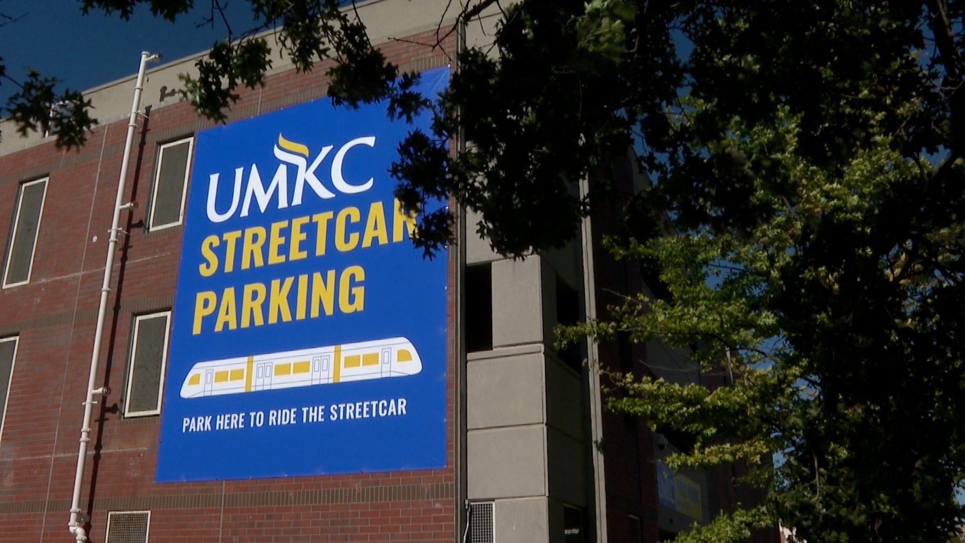 streetcar parking.jpg