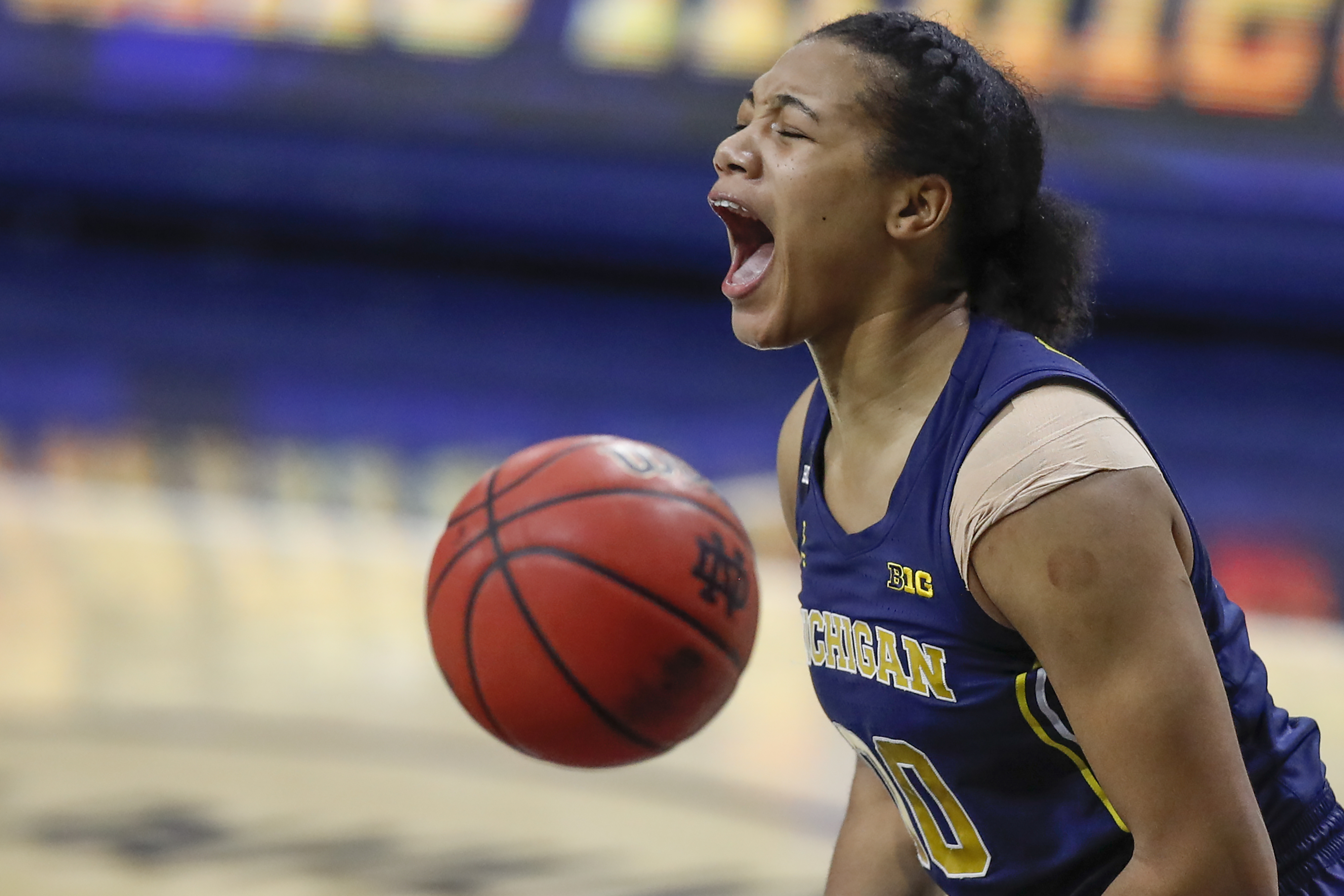 Brown, Hillmon lead No. 24 Michigan women past Notre Dame