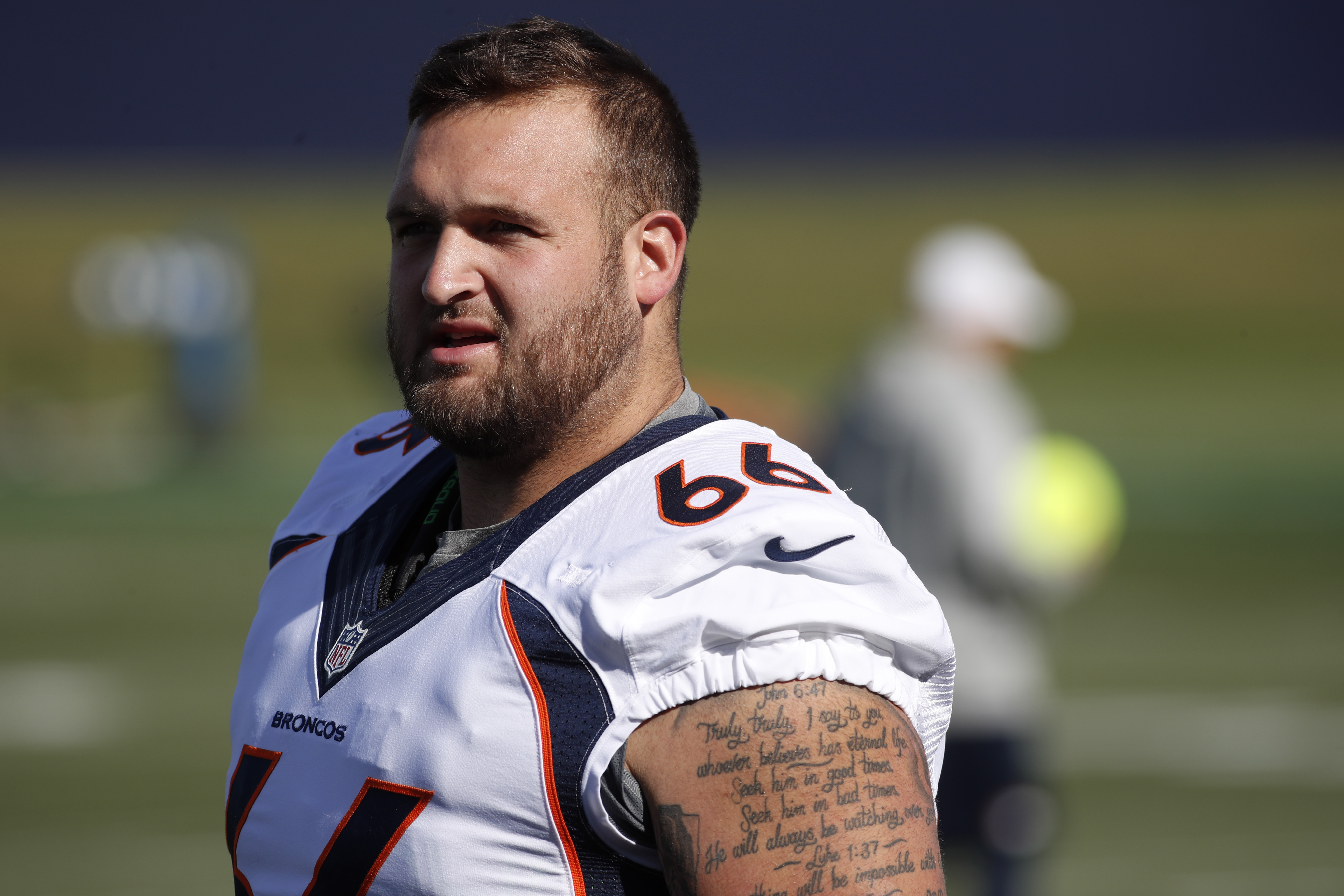 Dalton Risner, r m