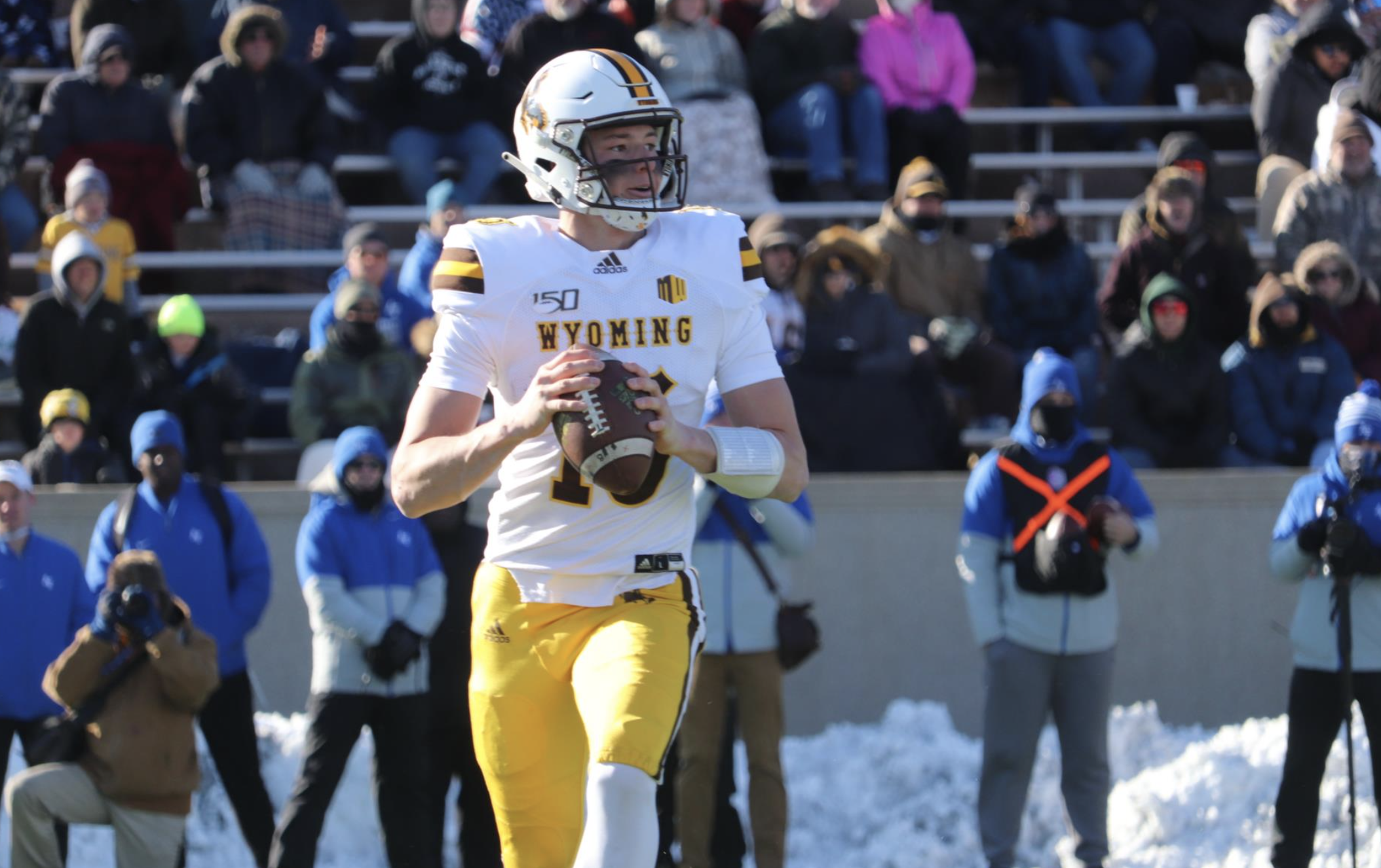 Wyo FB Levi Williams.png