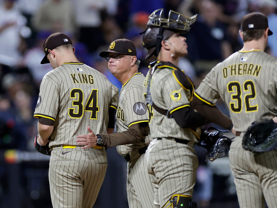 michael_king_padres_091625_ap.png
