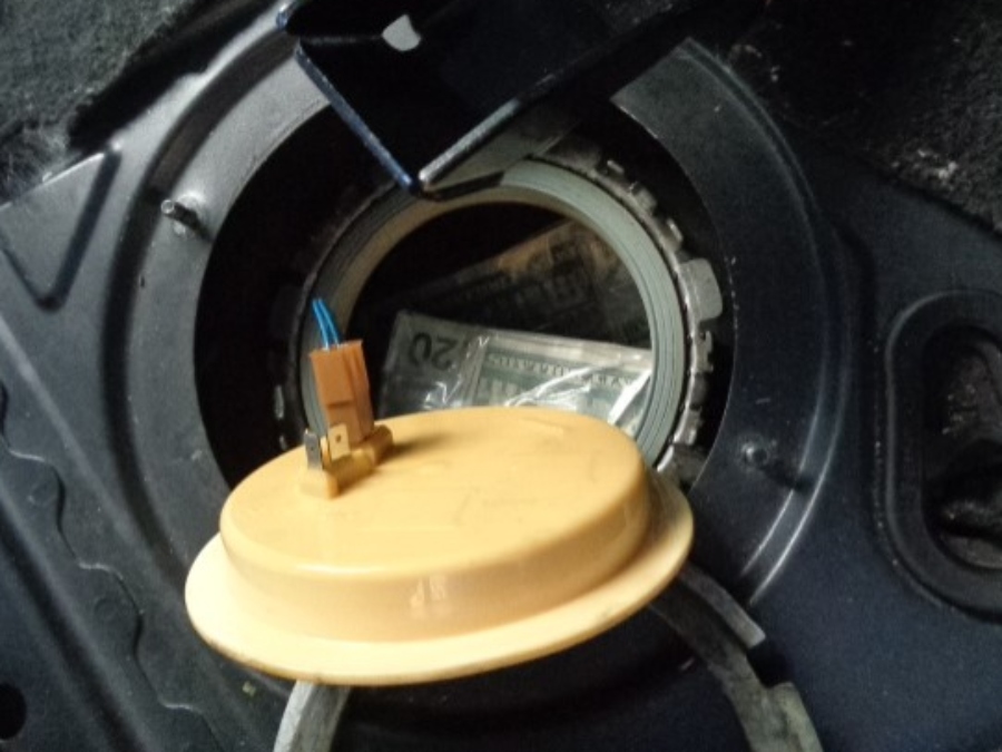 cash_gas_tank_usbp_080520.jpg
