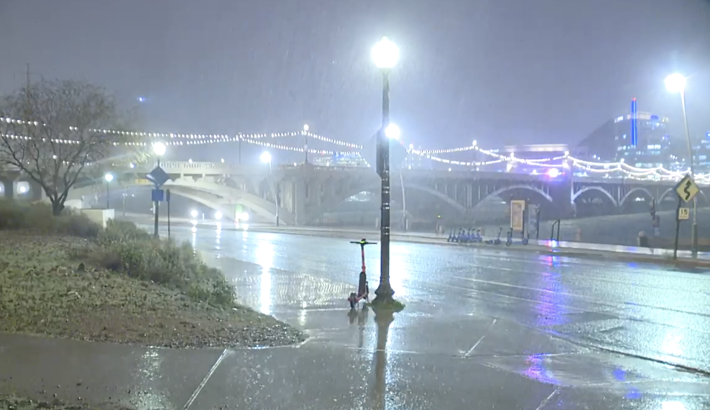 Tempe Town Lake rain 2-22-23