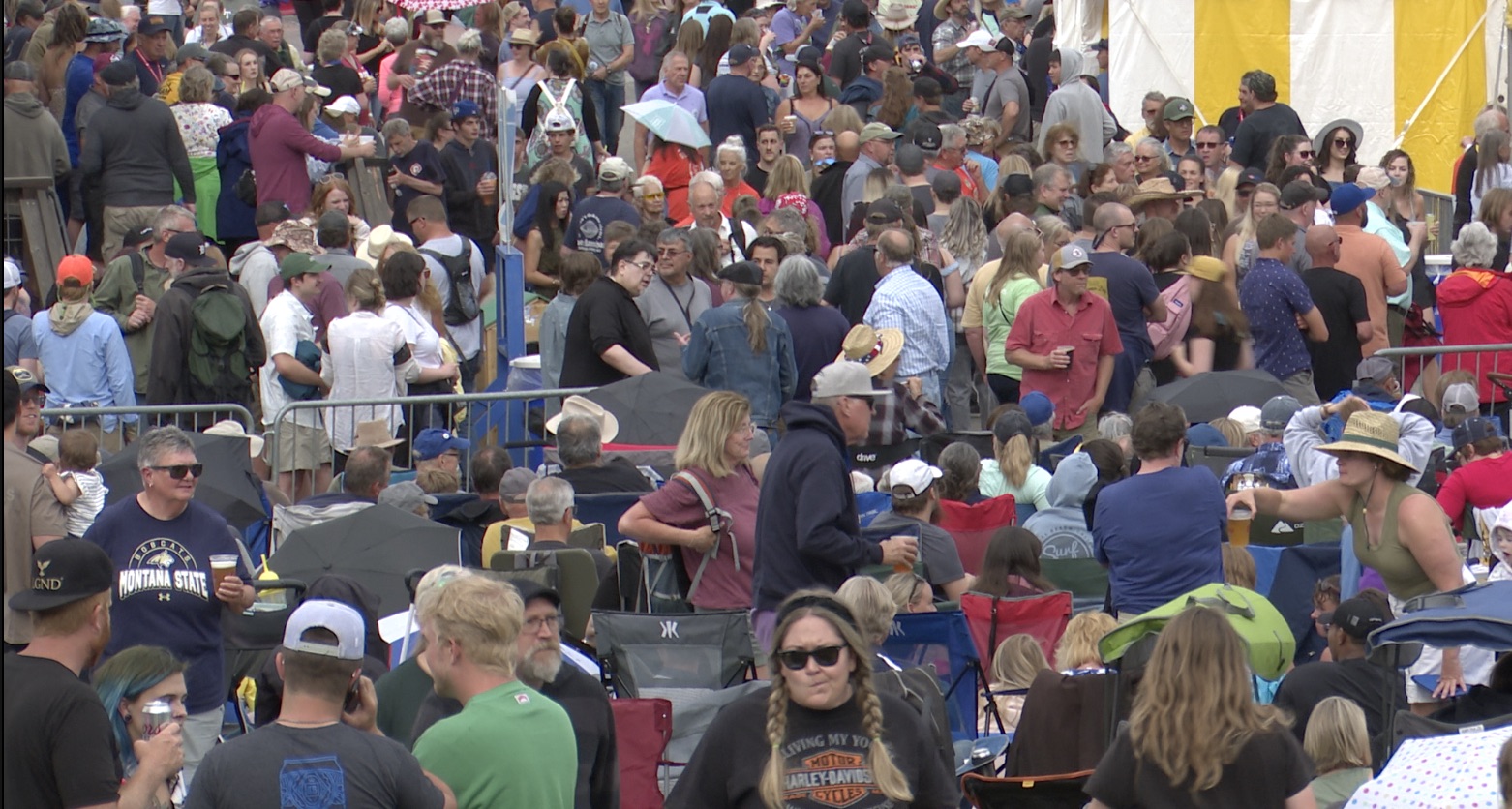 Crowds pack Uptown Butte for the return of the Montana Folk Festival - Vimarsana News
