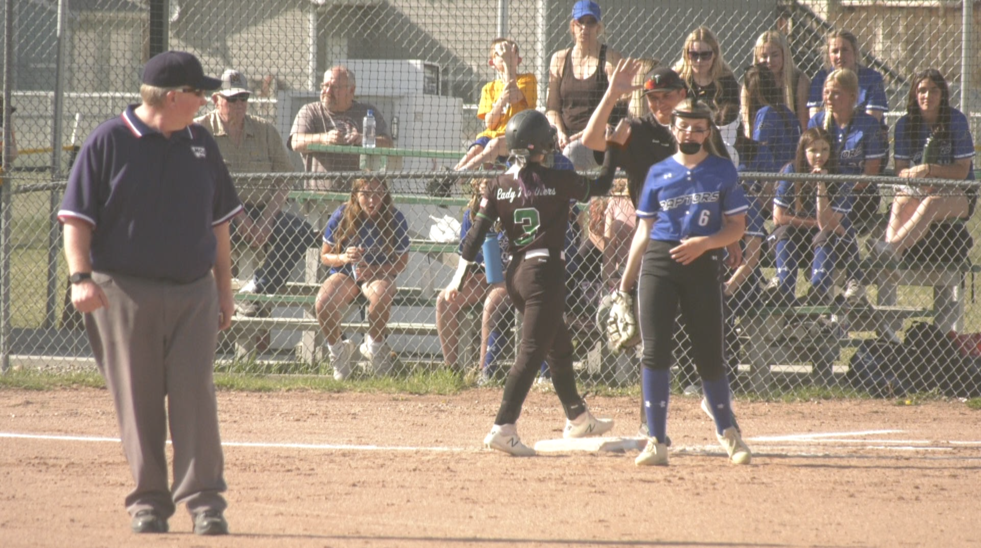 Belgrade Panthers softball uses fast start to defeat Gallatin Raptors