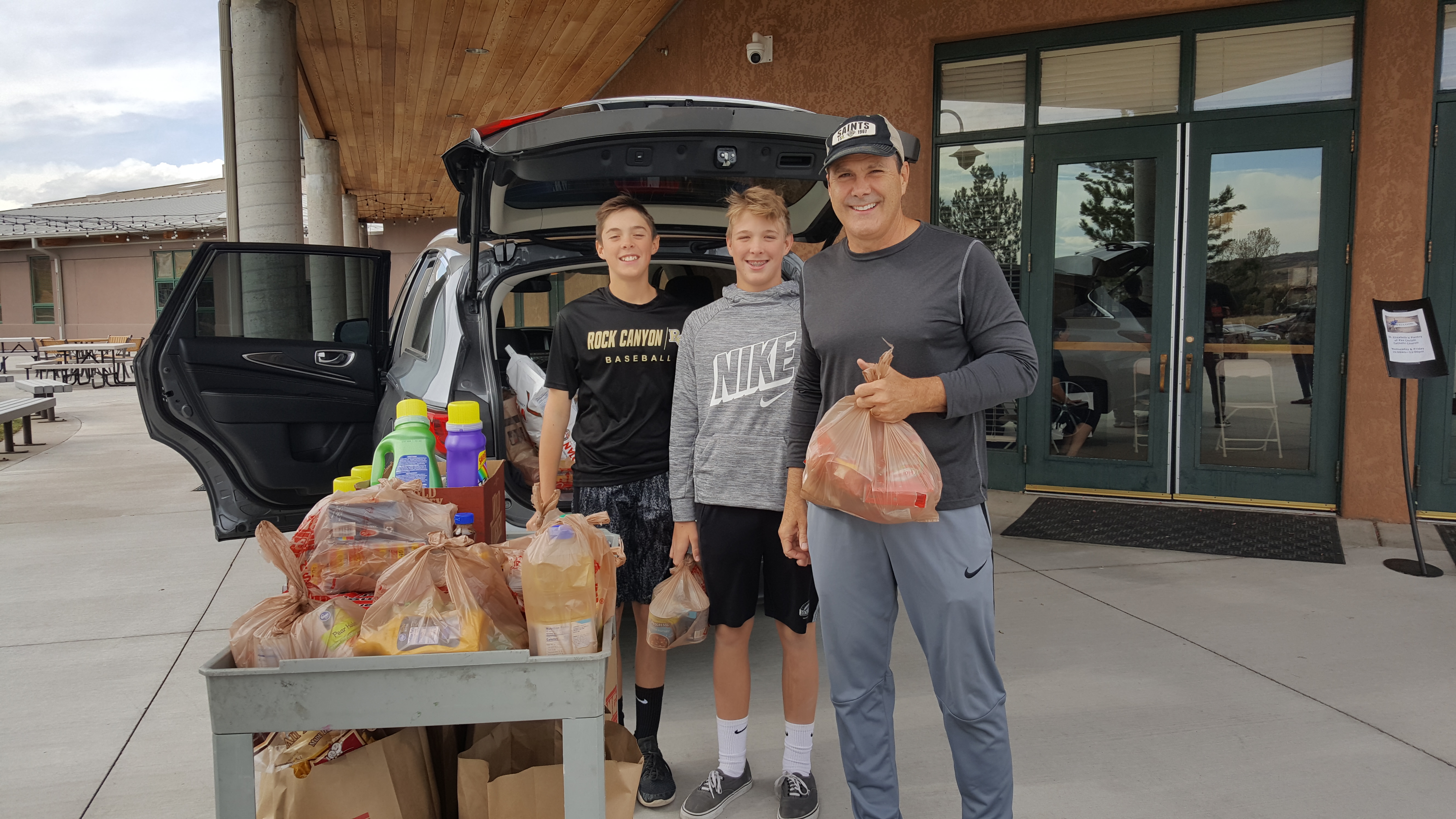 bryce - quinn - Lionel RCBB food drive-3.jpg