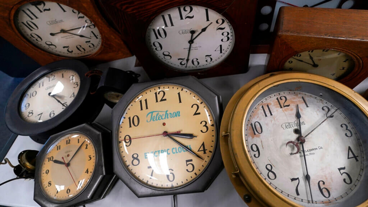 Analog clocks