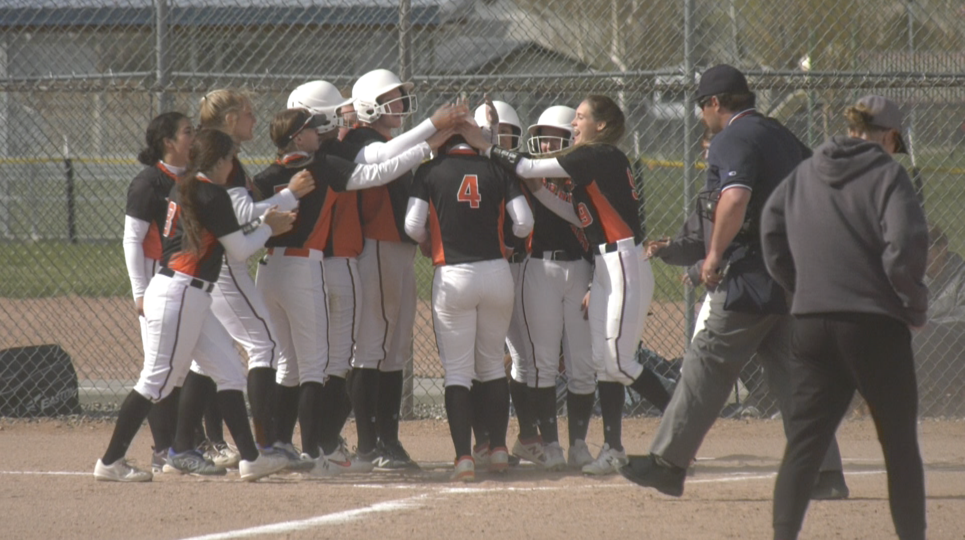 Billings Senior Broncs softball beats Belgrade to extend winning streak to 13
