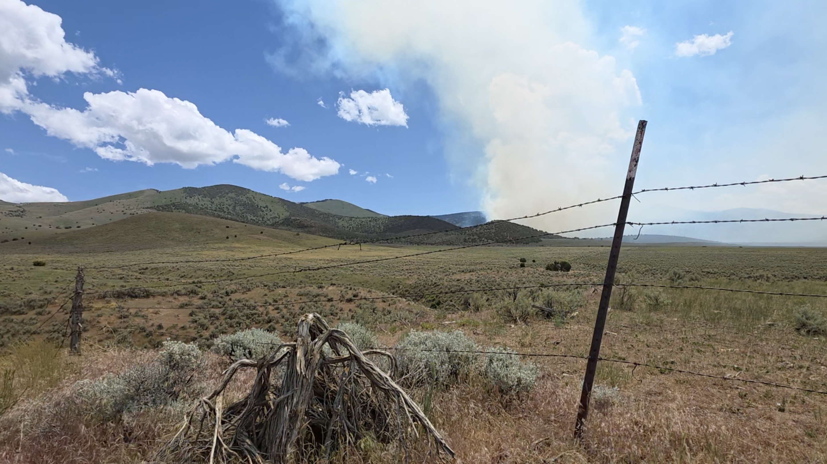 Summit Creek Fire forces evacuations near Oakley