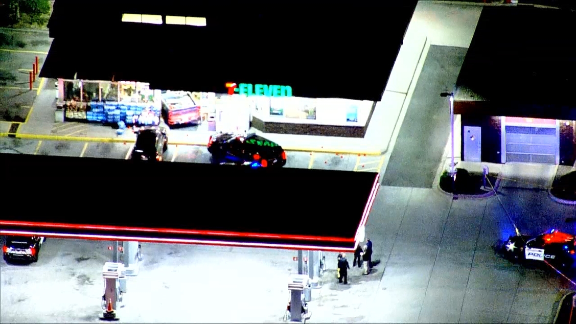 Car into 7-Eleven October 11 .jpeg