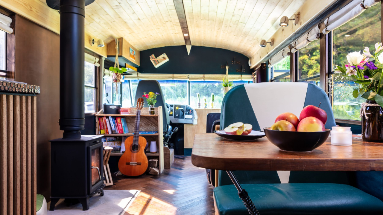 manatee bus reno.png