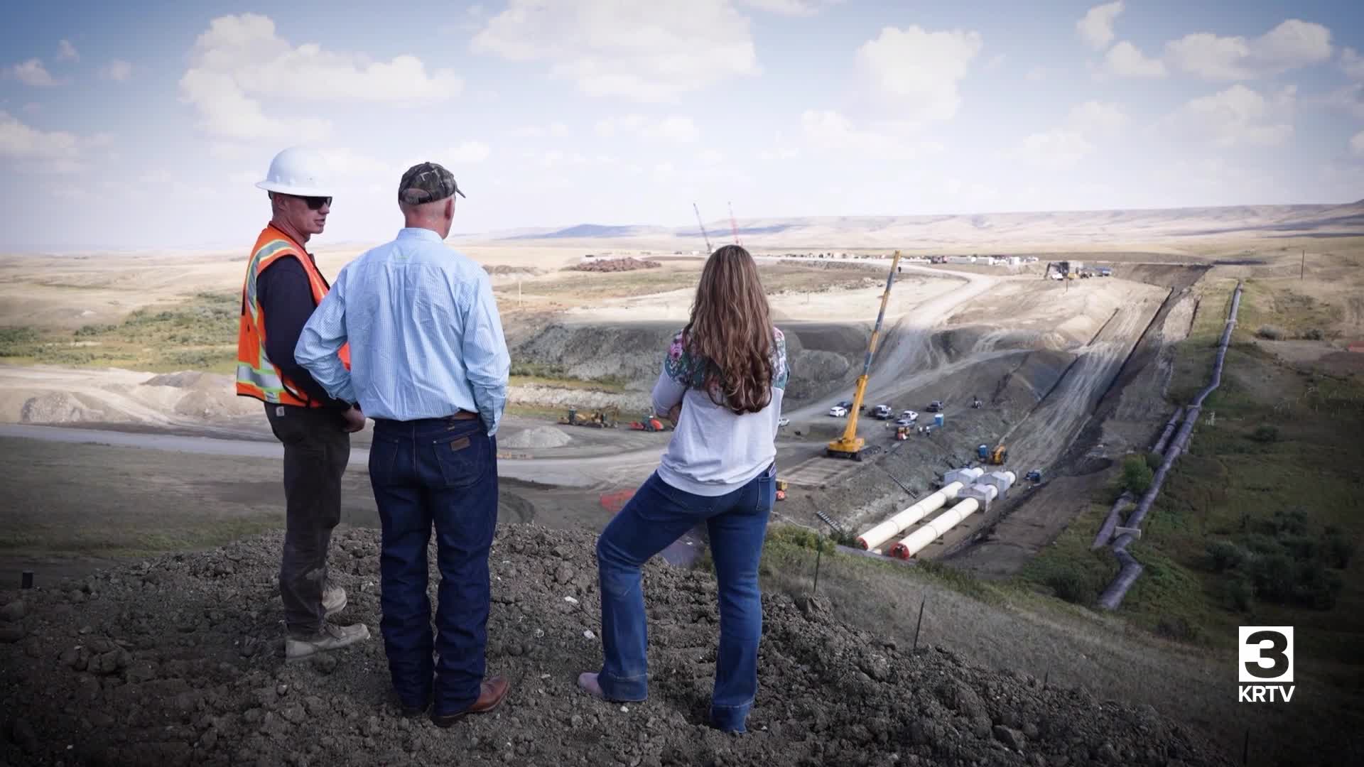 Governor visits Halls Coulee siphon project to assess infrastructure