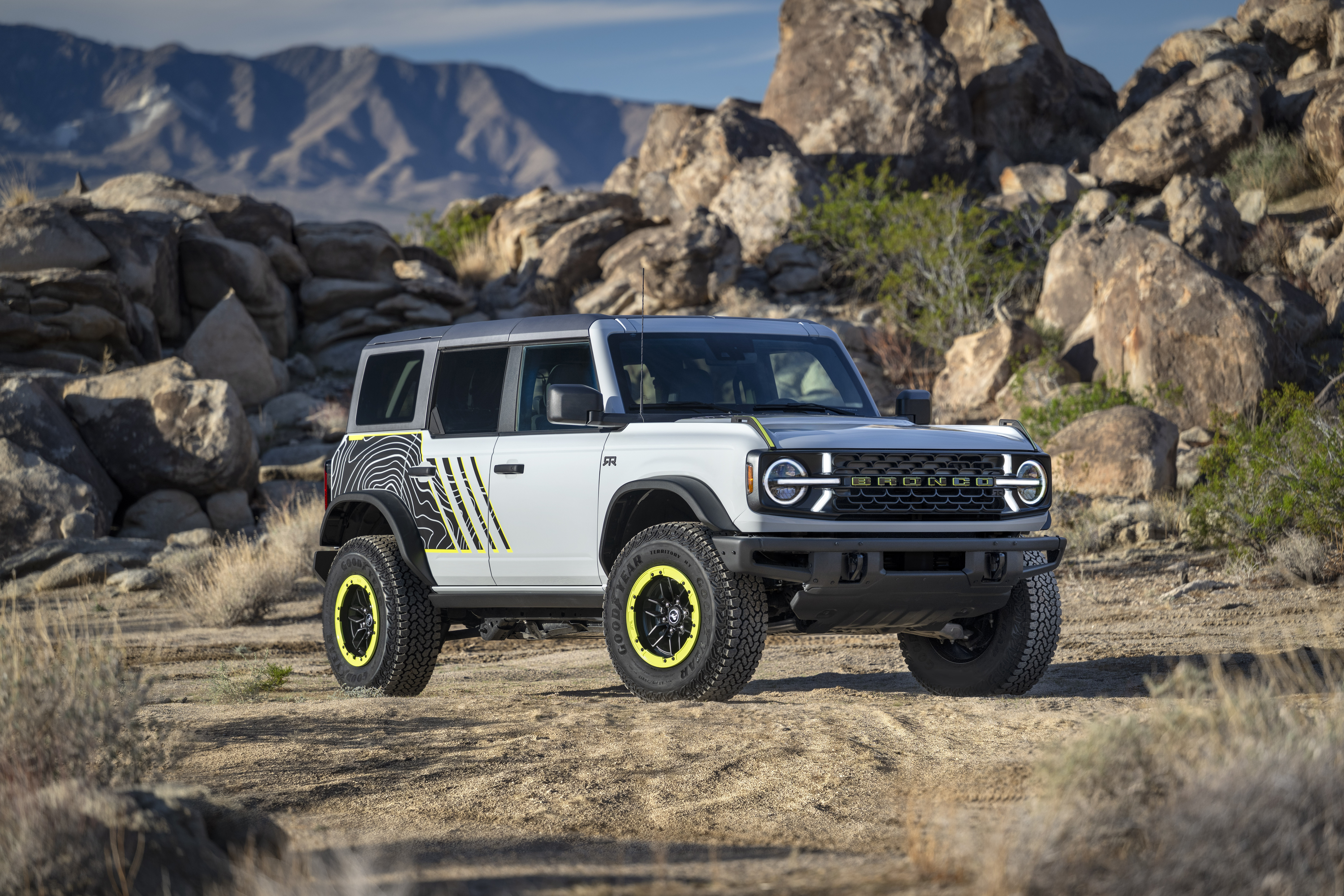 2027 Bronco RTR_02.jpg