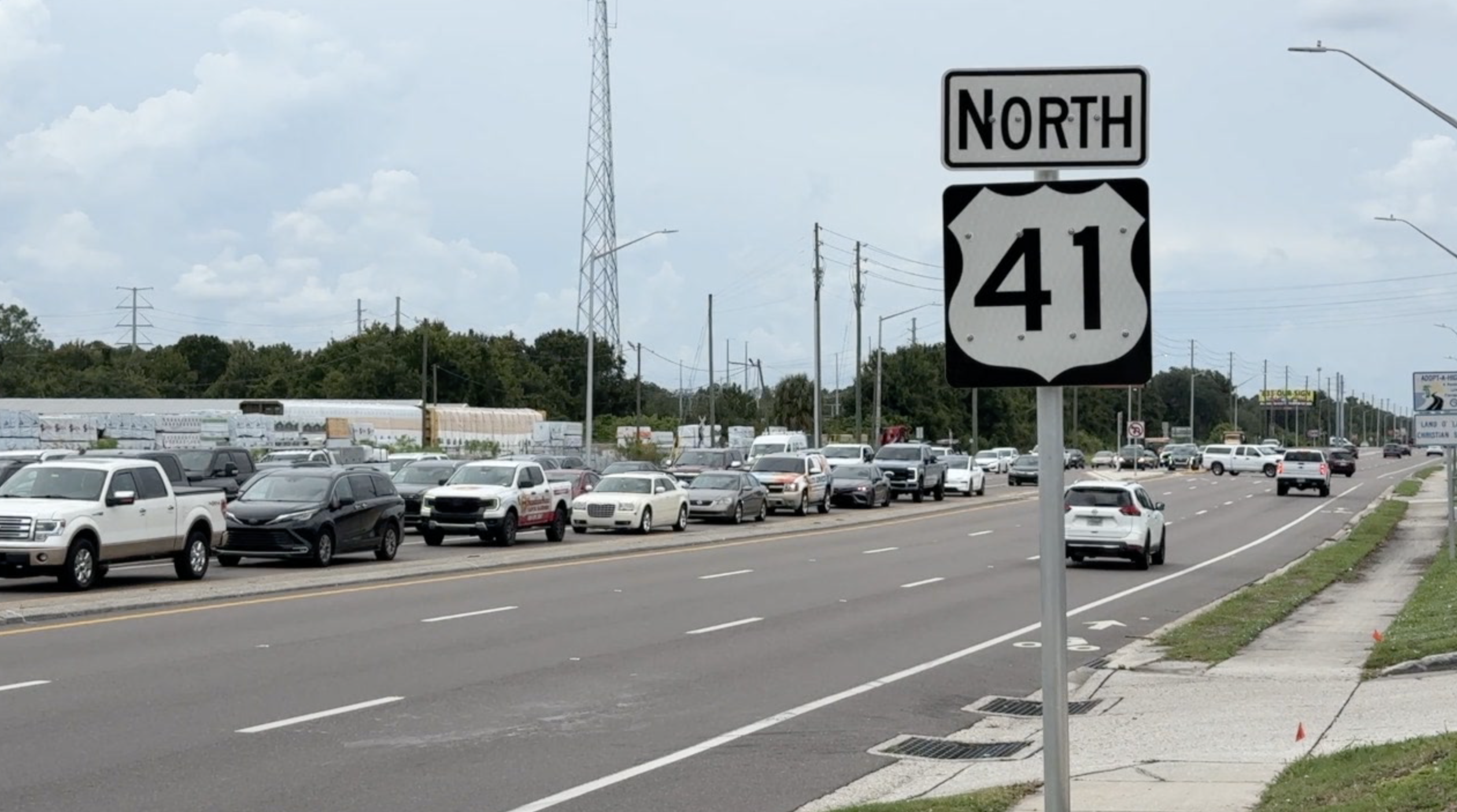 US 41 traffic