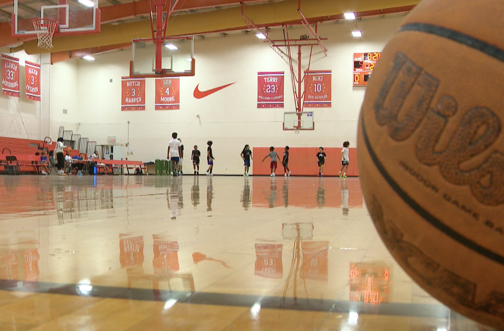 STROTHERS BASKETBALL CAMP